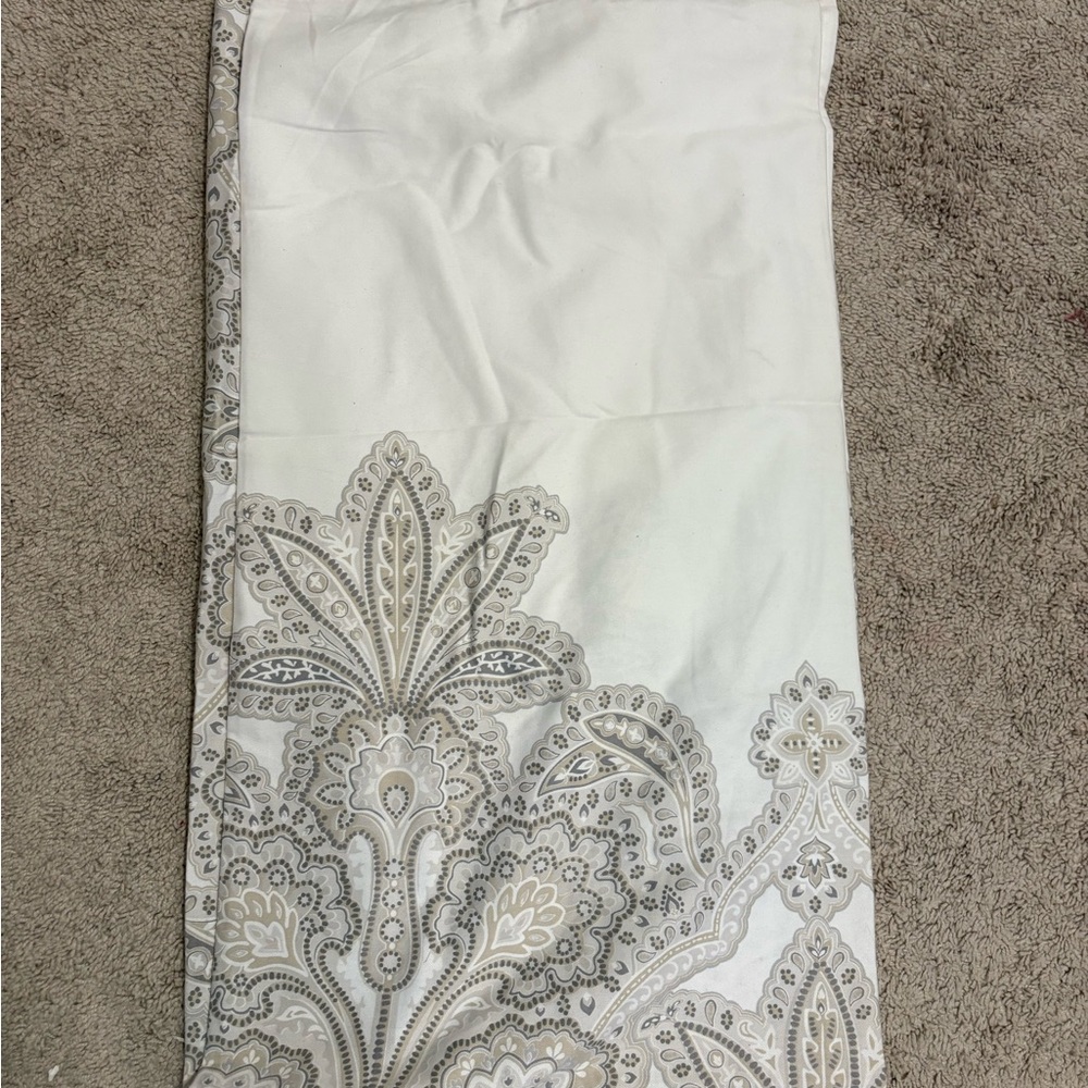 Elegant White and Gray Paisley Shower Curtain